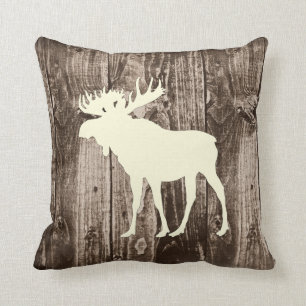 Coussin Faune d'orignal (Crème) sur Cabine de bois rustiqu