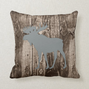 Coussin Faune d'orignal (Gris) sur Cabine de bois rustique