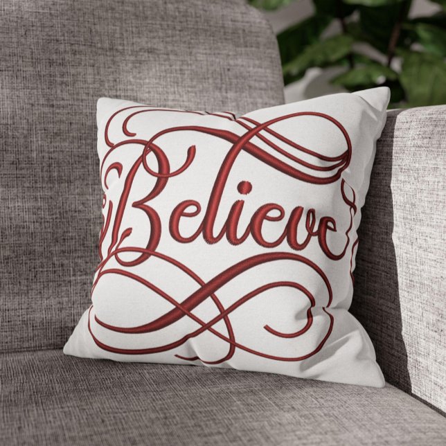 Coussin Faux Broderie Croire Script  (Créateur téléchargé)