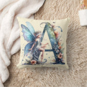 Coussin Fée à l'initiale A en monogramme (Couverture)
