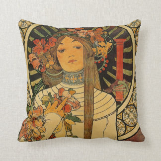 Coussin Femme florale mignonne