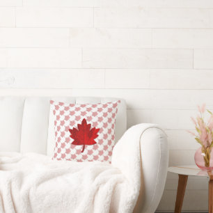 Coussin Feuille d'érable du Canada par Shirley Taylor