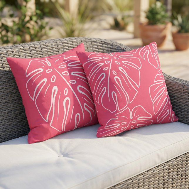Coussin Feuille tropicale blanche sur fond rose framboise  (Créateur téléchargé)