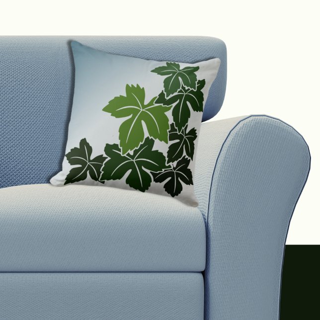 Coussin Feuilles de vin bleu et vert inspirés de la nature (Nature-Inspired Blue and Green Wine Leaves Throw Pillow)