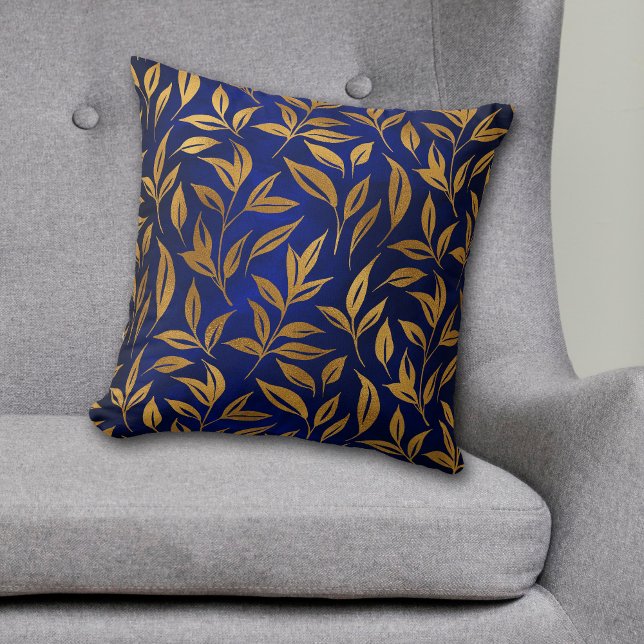 Coussin Feuilles d'or sur l'oreiller Royal Blue Glow Thlow (Créateur téléchargé)