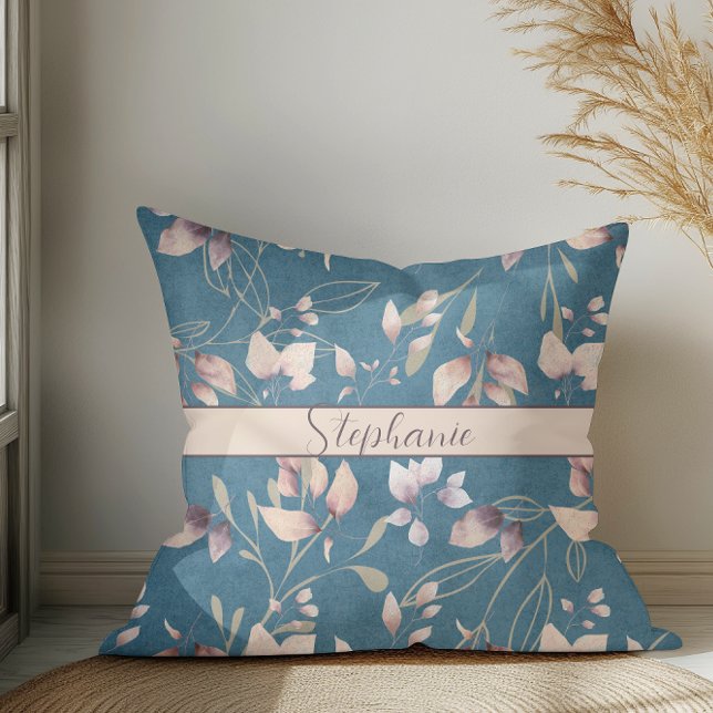 Coussin Feuilles Stylés En Pierre Rose Et Or Sur Bleu (Créateur téléchargé)