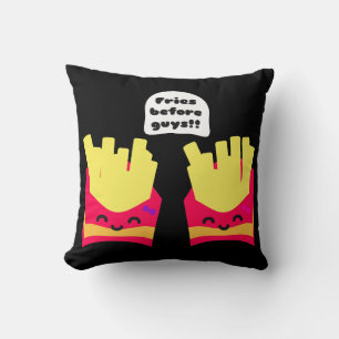 Coussin Fies Devant Les Garçons !