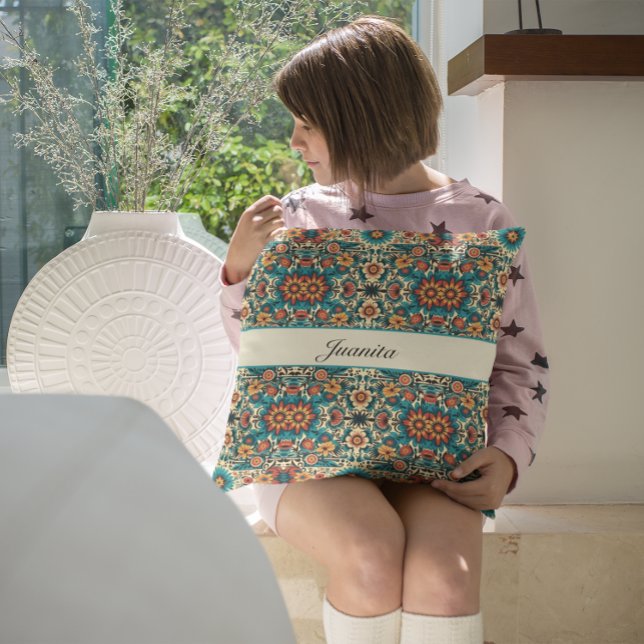 Coussin Fiesta Blooms, personnalisable (Créateur téléchargé)