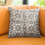 Coussin Fiesta mexicaine Talavera Gris Poterie Carreaux<br><div class="desc">Cette conception peut être personnalisée en choisissant l'option Modifier la conception. Vous pouvez également transférer sur d'autres objets. Contactez-moi à l'adresse colorflowcreations@gmail.com ou utilisez l'option conversation en haut de la page si vous souhaitez avoir cette conception sur un autre produit ou si vous avez besoin d'aide pour cette conception. Voir...</div>