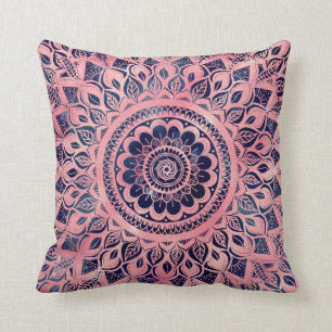 Coussin Fille bleu rose Mandala Floral
