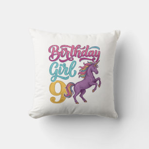 Coussin Fille d'anniversaire 9 Licorne Dessin de gravure v