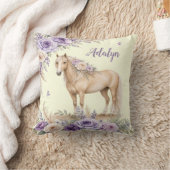 Coussin Fille Rose Jaune Violet Cheval Monogramme (Couverture)