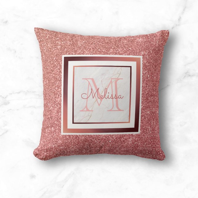 Coussin Fille rose Nom Monogramme Rose Parties scintillant (Créateur téléchargé)