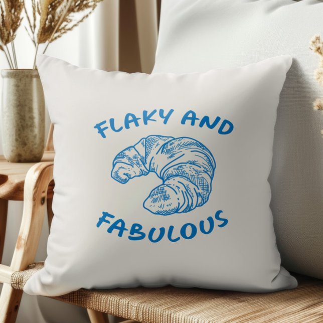 Coussin Flaky and Fabulous French Croissant, Any Color (Créateur téléchargé)