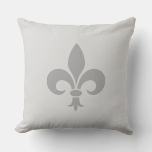Coussin Fleur de Lis argent sur gris clair