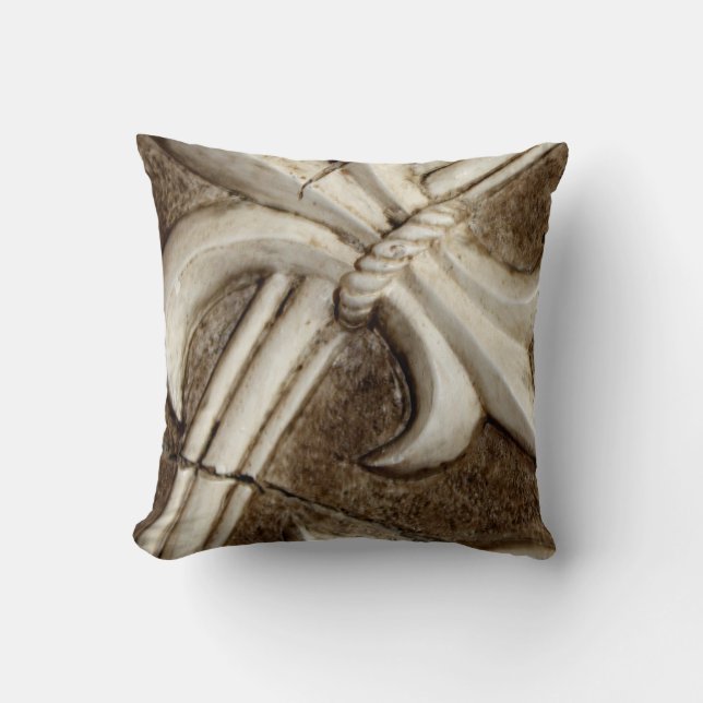 Coussin Fleur de Lis Pillow (Recto)