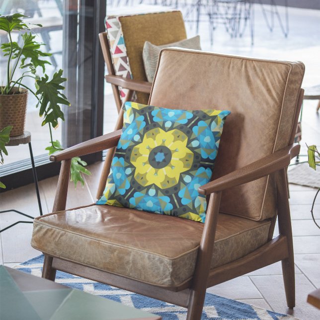Coussin Fleur de Mandala rétro jaune et bleu (Créateur téléchargé)
