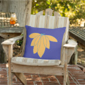 Coussin Fleur dorée sur fond bleu cobalt (Chaise)