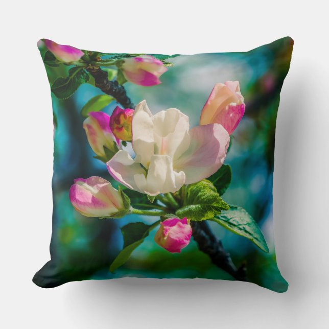 Coussin Fleur et bourgeons de pommes de terre (Recto)