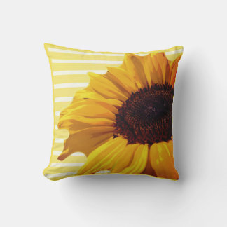 Coussin Fleur jaune avec fond rayé