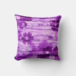 Coussin Fleur violet tendance sur bois