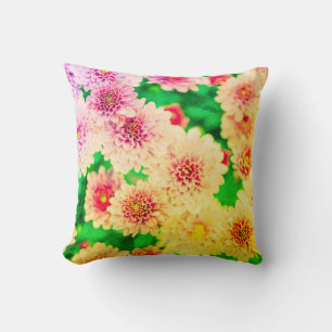 coussin fleuri à ressort rose moderne