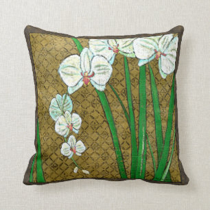 Coussin Fleurs blanches et tiges vertes à la frontière