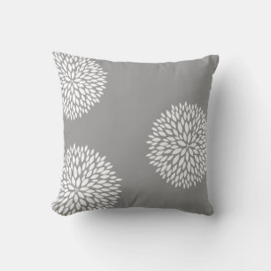 Coussin Fleurs blanches gris chic