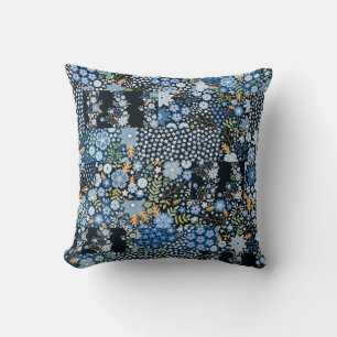 Coussin Fleurs Bleues Patchwork : Tissu sans couture.