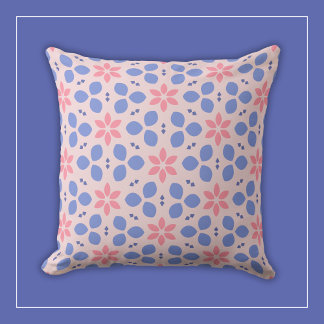 Coussin Fleurs botaniques roses et bleues sur Fille Floral