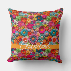 Coussin Fleurs brodées GRANDMA Nom Fun coloré