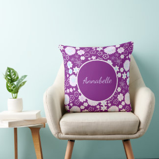 Coussin Fleurs dans le motif Floral violet personnalisé no