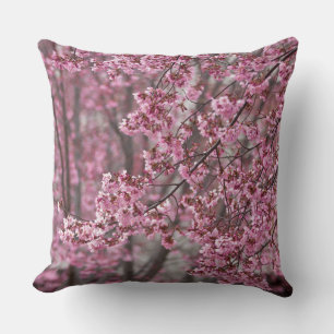 Coussin Fleurs de cerisier Sakura rose flottant