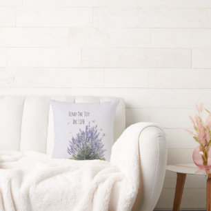 Coussin Fleurs de Lavande Violette Papillons de Menthe Joi