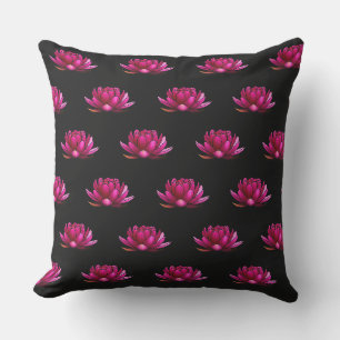 Coussin Fleurs de lotus rose profond sur fond noir