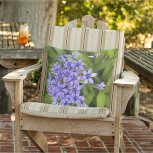 Coussin Fleurs de Scille du Pérou en gros plan, photo de n