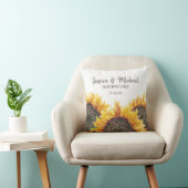 Coussin Fleurs de soleil Brown jaunes Nouveaux mariés L'av (Chaise)