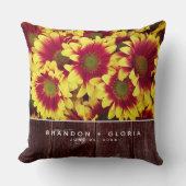 Coussin Fleurs de soleil d'automne rustiques sur Mariage d (Recto)