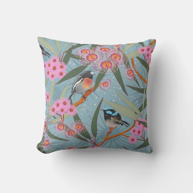 Coussin Fleurs d'eucalyptus aux oiseaux roses et bleus (Recto)