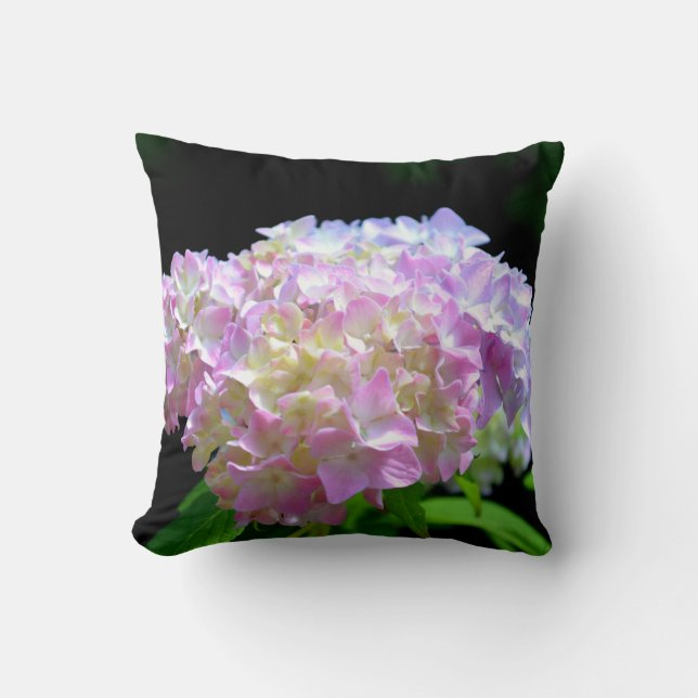 Coussin Fleurs d'hydrangée violette rose doux (Recto)