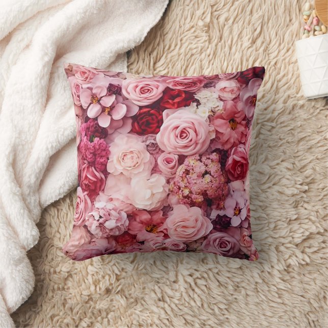 Coussin Fleurs roses roses Élégantes Fille (Couverture)