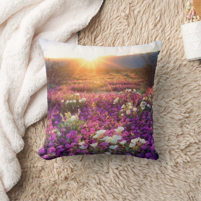 Coussin Fleurs sauvages au coucher du soleil | Désert d'An (Couverture)