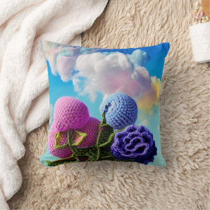 Coussin Fleurs sauvages au crochet dans les nuages