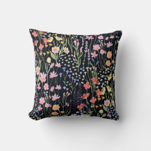 Coussin Fleurs sauvages de jardin sur fond sombre
