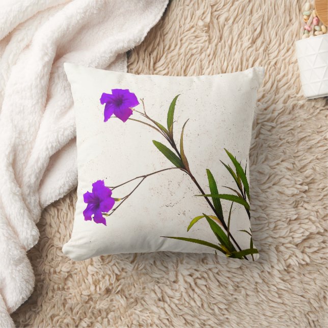 Coussin Fleurs violettes dans la brise (Couverture)