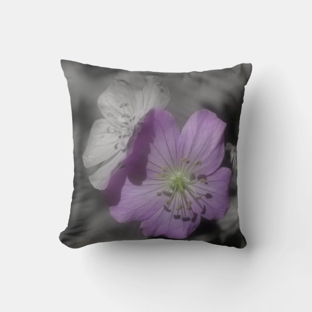 Coussin Fleurs violettes pâles (Recto)