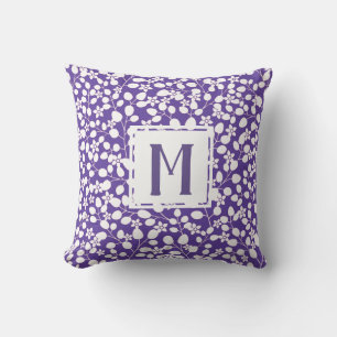 Coussin Fleurs violettes ultra violet et branches florales