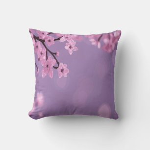 Coussin Floraison de cerisier sur fond violet