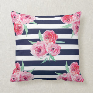 Coussin floral de bleu marine de rose et