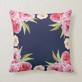 Coussin floral de bleu marine de rose et